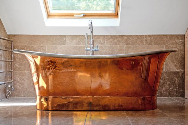 Principal Bathroom