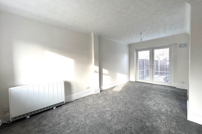 51A, Basildon photo 2