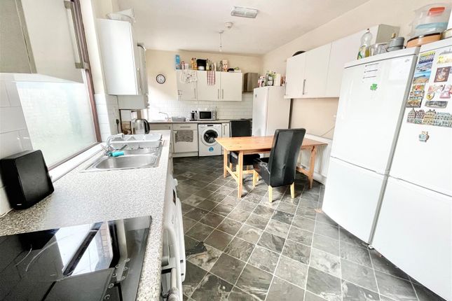 Room 4, 45, Bristol Hill, Brislington photo 5
