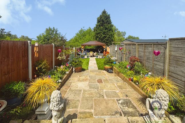 157, School Lane, Blackburn photo 4
