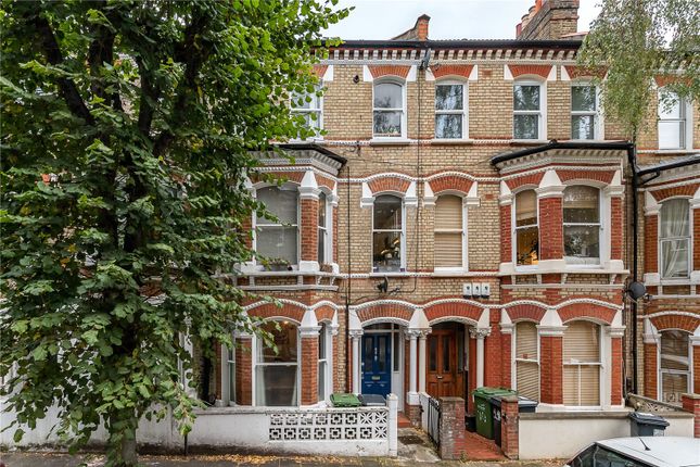 2 bed flat for sale in St. Luke's Avenue, Clapham, London SW4