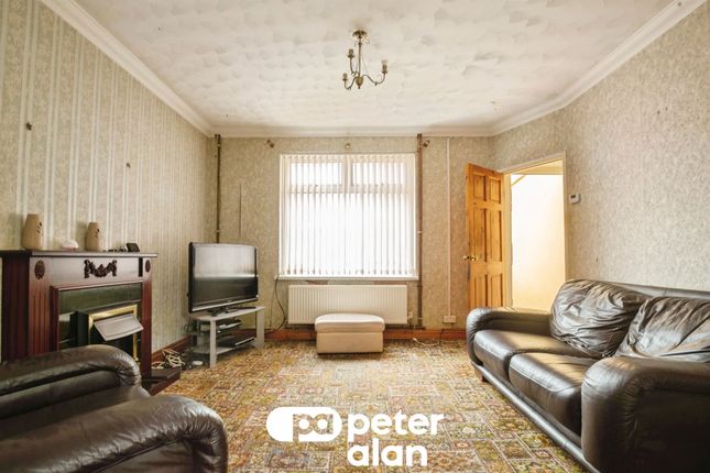 103, Gelligaer Road, Hengoed photo 5
