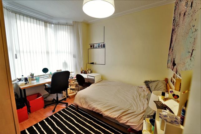 13, Midland Avenue, Nottinghamshire photo 3