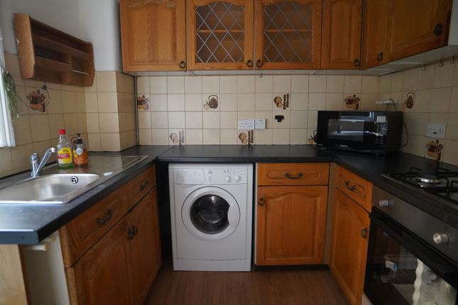 70 Belmont Park, London photo 5