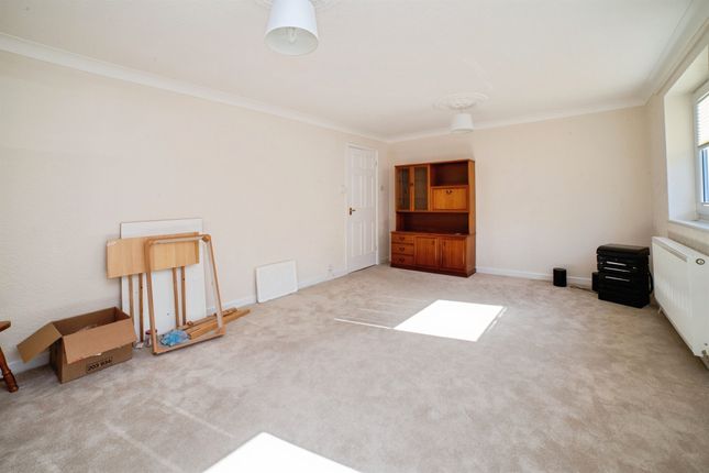 14, Robin Down Court, Mansfield photo 4
