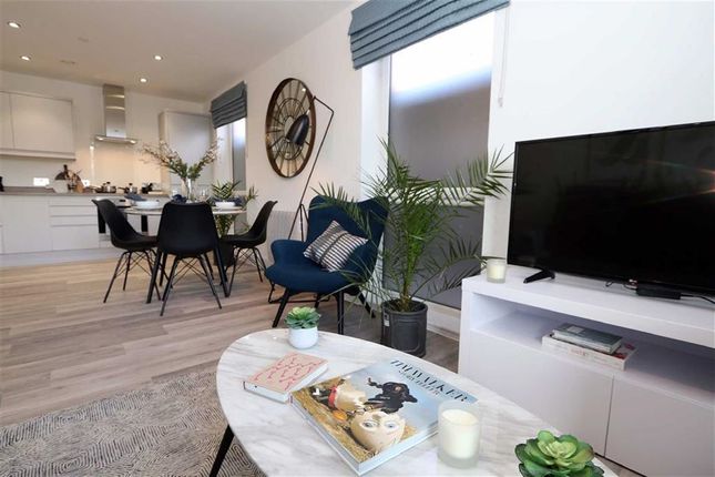 Schooner Drive Atlantic Wharf Cardiff Cf10 2 Bedroom Flat