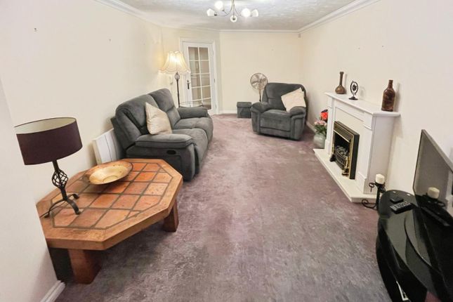8 Mellor Lodge, Town Meadows Way, Uttoxeter photo 3
