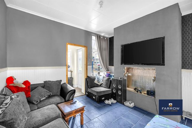 139, Harold Street, Grimsby photo 3