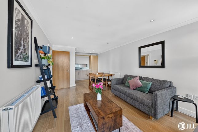Flat 29, Edge Apartments, 1, Lett Road, London photo 4
