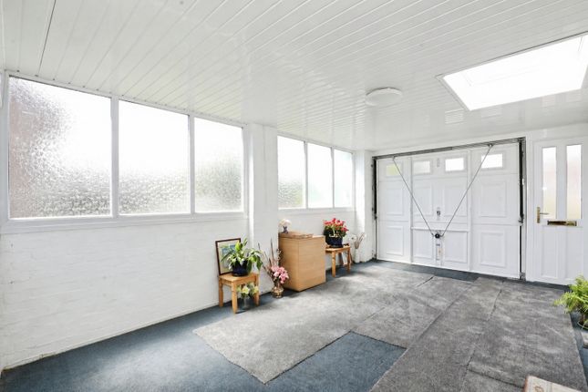 13, Lavender Close, Stafford photo 4