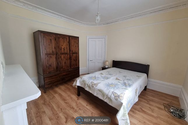 Maisonette to rent in Claremont Square, London