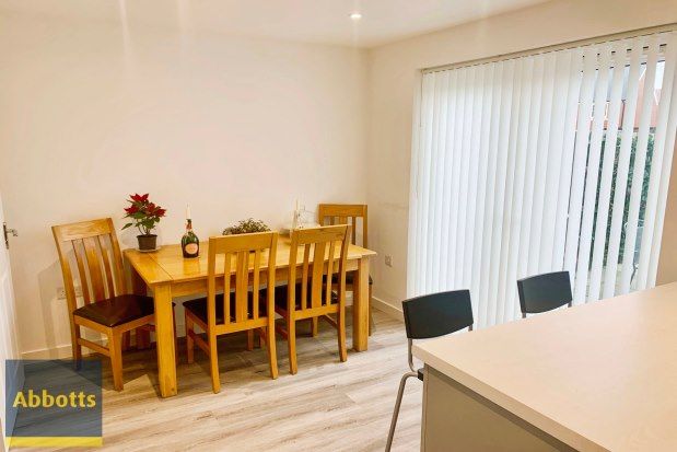 Room to rent in Foxglove Avenue, Chelmsford