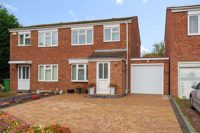 Semi-detached house for sale in Yeats Close, Oxford, Oxfordshire