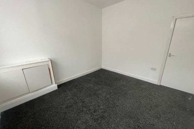 Thumbnail Terraced house to rent in Longcliffe Road, Leicester
