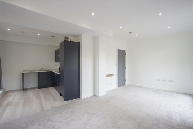 Apartment 2, Knightsbridge Court, Chesterfield photo 3