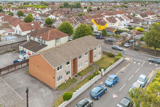 4 Lotus Court, Milton Park Road, Weston s Mare photo 4