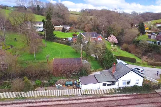 Cottage for sale in Crossing Gate Cottage, Cilcewydd, Forden, Welshpool, Powys