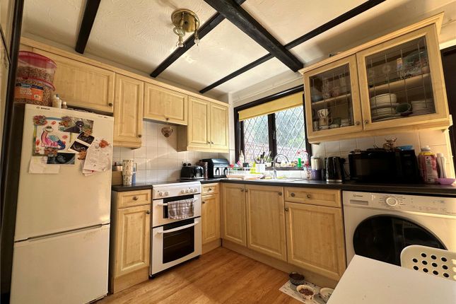 45, Merryman Drive, Crowthorne photo 3