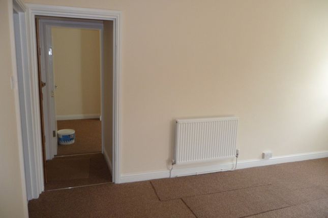 Flat 5, Anchor House, Ebbw Vale photo 4