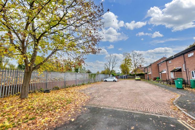 1, Marsant Close, Nottingham photo 5