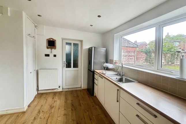 35, Archer Avenue, Bolton photo 3