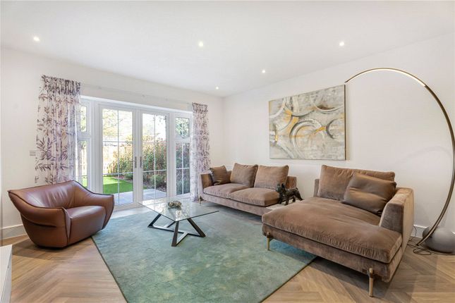 272, Chase Side, London, N14 photo 3