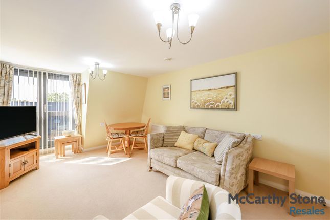 43 Forest Court, Union Street, Chester photo 3
