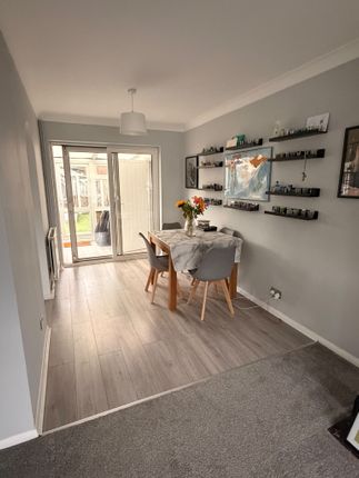 Laureate Close, Margate photo 4
