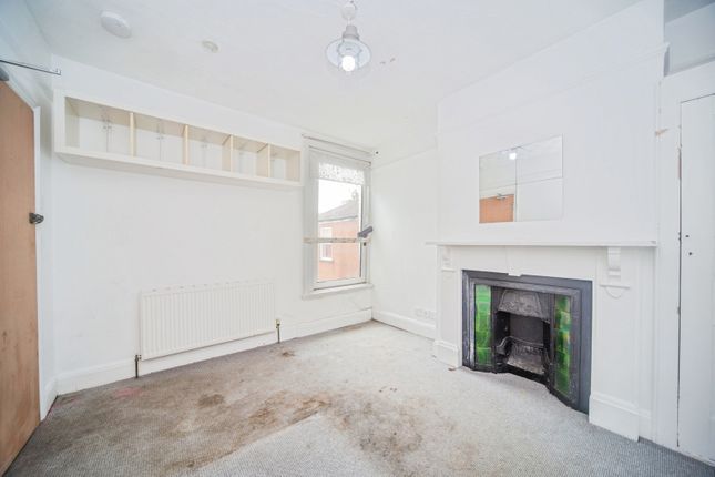 29, Denzil Avenue, Southampton photo 3