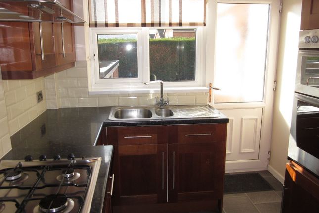 52 Binsted Grove, Sheffield photo 2