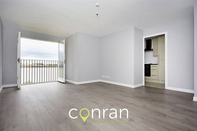 Thumbnail Flat to rent in Harlinger Street, Woolwich