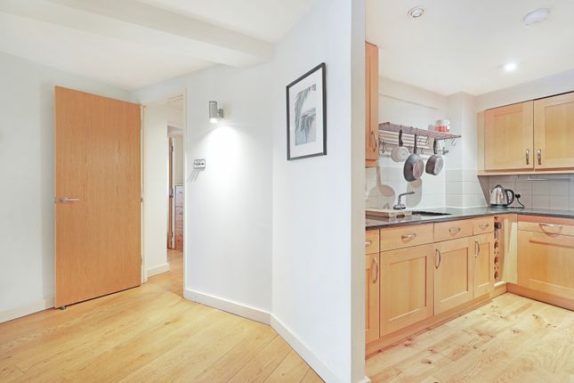 Flat to rent in Wapping Wall, Wapping