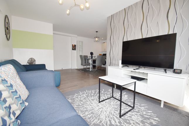 Apartment 8, 16, Queens House, Coventry photo 2