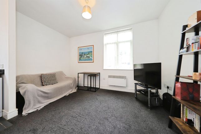 Flat 23, Rowland Hill House, Blackwell Street, Kidderminster photo 3