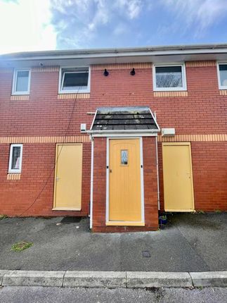 Thumbnail Flat to rent in 2 Argyll Court, Lime Street, Gorseinon, Swansea