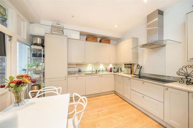 8, Cavendish Gardens, London photo 3