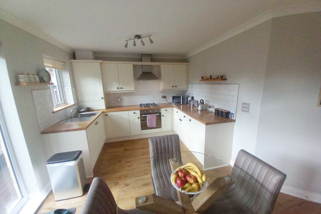 5, Wallington Court, Spennymoor photo 4