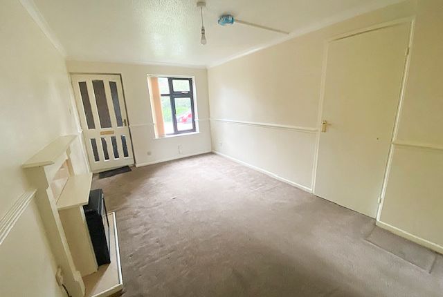37, Grove Gardens, Birmingham photo 2