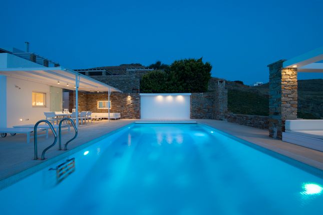 Villa for sale in Armonioso, Kea (Ioulis), Kea - Kythnos, South Aegean, Greece