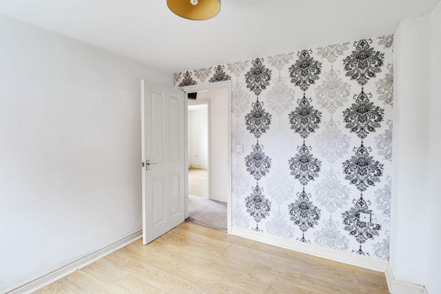 Flat for sale in High Street, Earl Shilton, Leicester