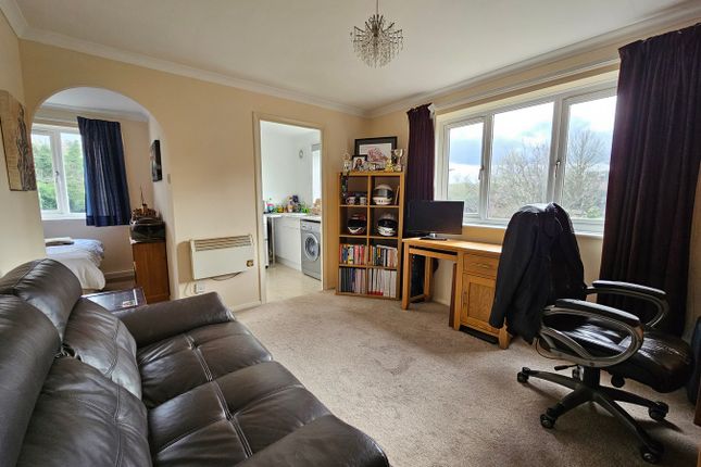 1-bed flat on 45, Jack Clow Road, London, £200,000