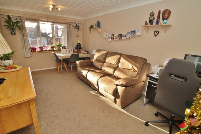 41 Bellair House, East Street, Havant photo 4