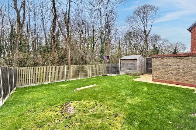 3 John Haselden Crescent, Ashford photo 4