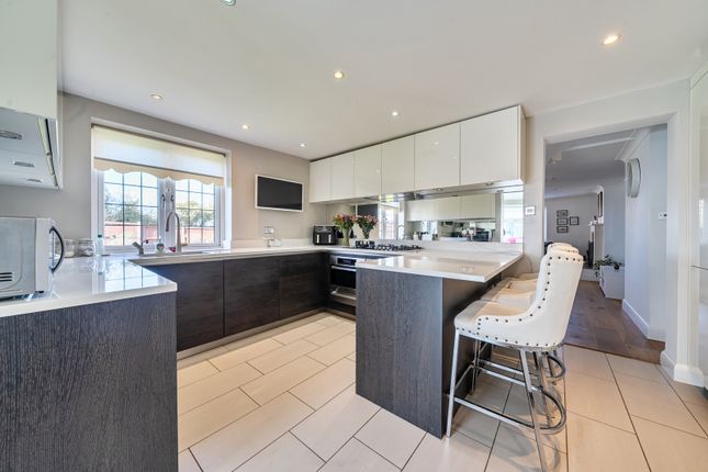 3-bed house on 1 Lone Barn Farm,, Gorse Road, Kent, £875,000