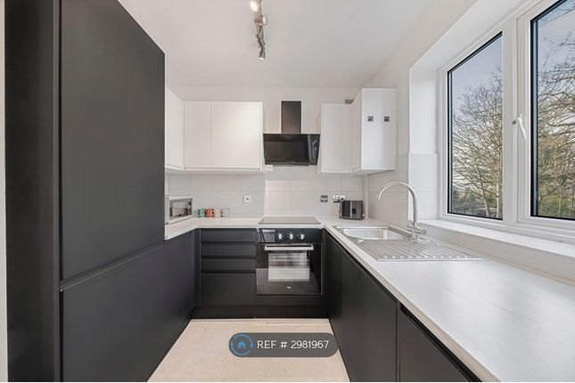Yewdale Close, Bromley photo 5