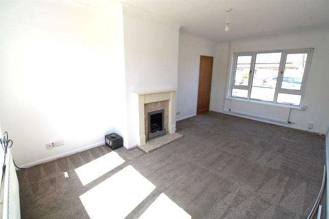 14, Elm Crescent, Bryntirion photo 4