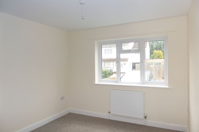 7 Orchard Court, Kidlington photo 3