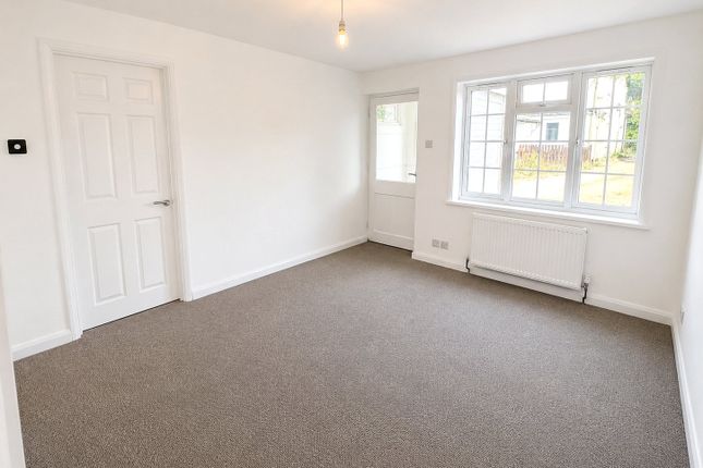 Flat 1, 69, Headley Road, Hampshire photo 4