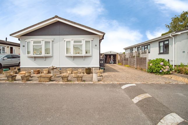2-bed caravan on 49, Oaklands Park, Dorchester, £130,000