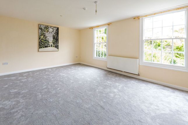 12d Fore Street, Liskeard photo 2